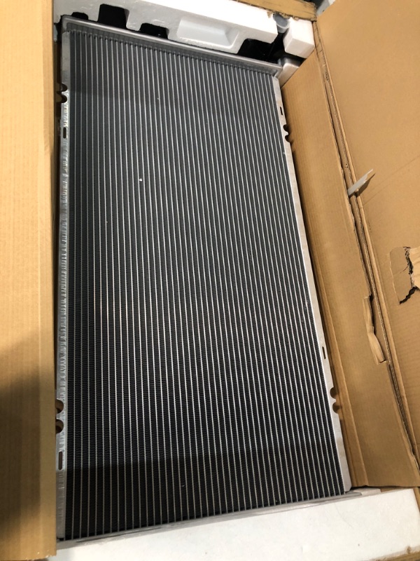 Photo 2 of DWVO 34 Inch Core Radiator Compatible with Chevy Silverado Suburban Tahoe Cadillac Avalanche Escalade GMC Yukon Sierra Hummer H2 4.3L 4.8L 5.3L 6.0L 6.2L DWRD1004