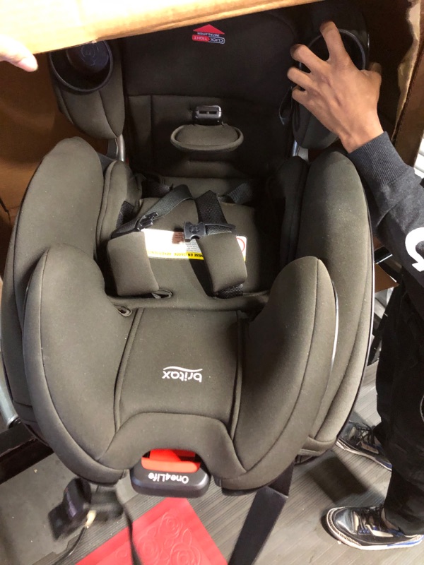 Photo 3 of Britax Boulevard ClickTight Convertible Car Seat