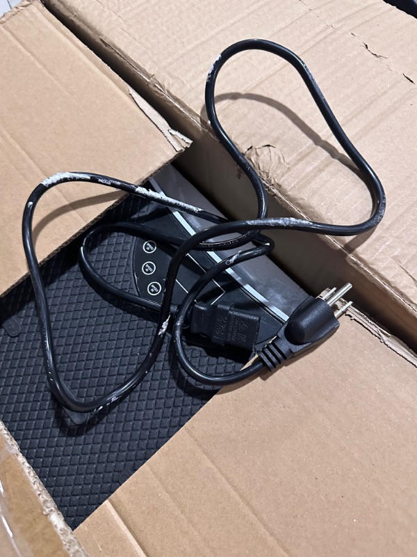 Photo 1 of PARTS ONLY/ SEE NOTES*****
TODO Vibration Plate Exercise Machine- black / white