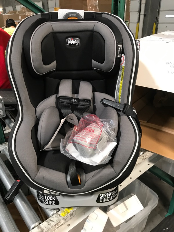 Photo 2 of Chicco NextFit Zip Convertible Car Seat | Rear-Facing Seat **LOOKS BRAND NEW**