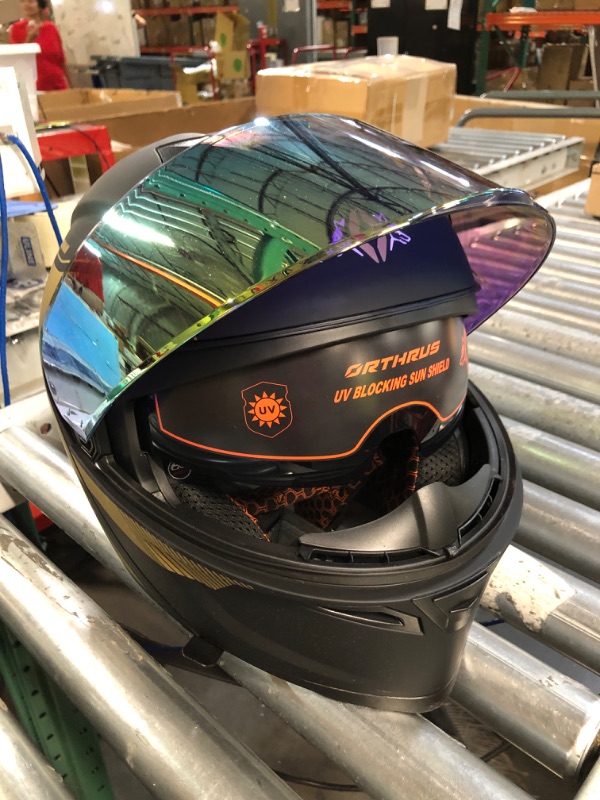 Photo 5 of * XL * used * good condition *
DOT Approved OTS Flip-Up Dual Visor Motorcycle Full Face Helmet with LED Spoiler Dobermann Gold 