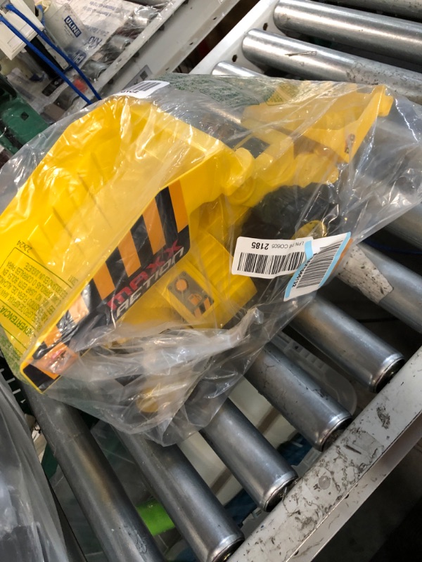 Photo 1 of *SEE NOTES* Sunny Days Entertainment 2-N-1 Dig Rig – Dump Truck and Front End Loader with Lights, Sounds and Motorized Drive, Yellow, Large