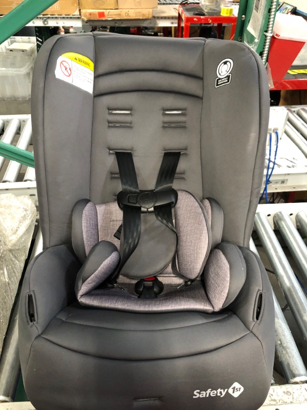 Photo 3 of ***NO PACKAGING - PARTS LIKELY MISSING - USED***
Safety 1st Jive 2-in-1 Convertible Car Seat, Rear-facing 5-40 pounds