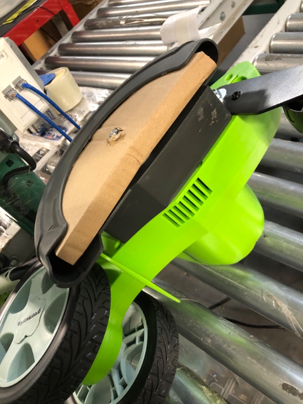 Photo 3 of Greenworks 12 Amp Electric Corded Edger 27032 Edger Corded