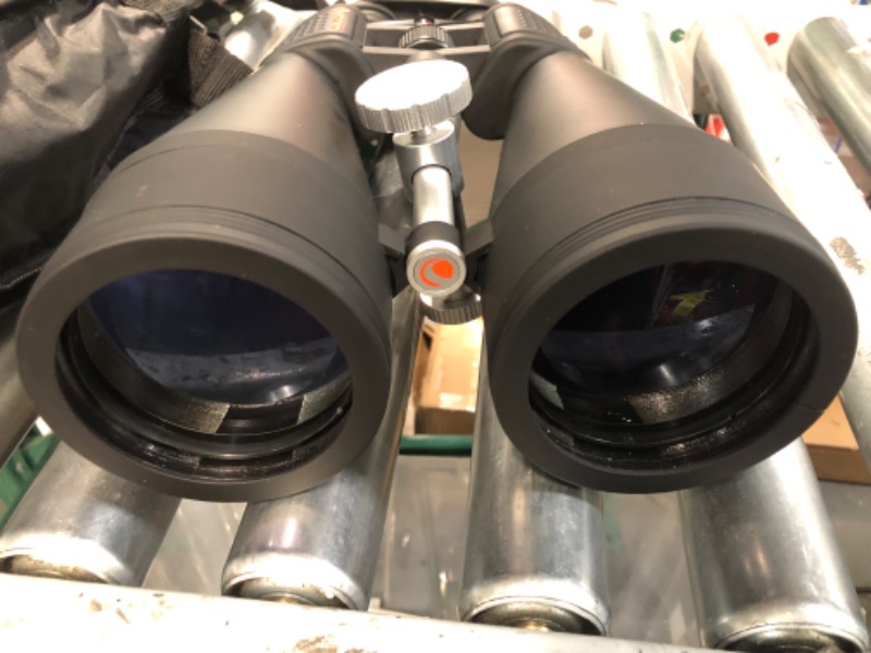 Photo 2 of Celestron – SkyMaster 18–40x70 Binocular 