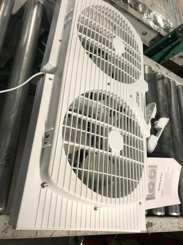 Photo 4 of **USED BUT APPEARS NEW** Comfort Zone CZ319WT2 9" Twin Window Fan with Reversible Airflow Control, Auto-Locking Expanders and 3-Speed Fan Switch with Quiet Setting, White 9" Twin Window Fan w/ Quiet Speed