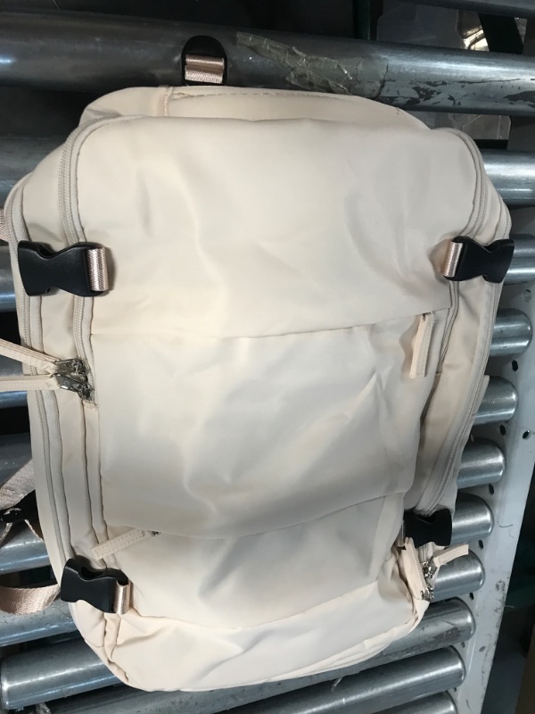 Photo 2 of **USED BUT APPEARS NEW** 17" Backpack