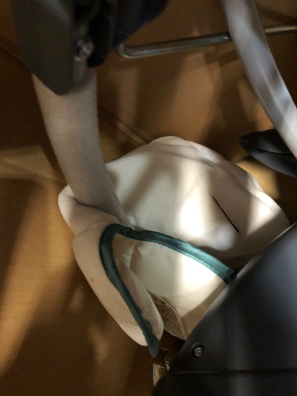 Photo 1 of **SEE NOTES** Graco Glider LX Baby Swing Affinia Glider LX