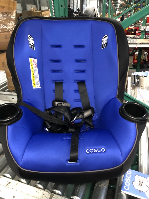 Photo 2 of Cosco Onlook 2-in-1 Convertible Car Seat, Rear-Facing 5-40 pounds and Forward-Facing 22-40 pounds and up to 43 inches, Vibrant Blue