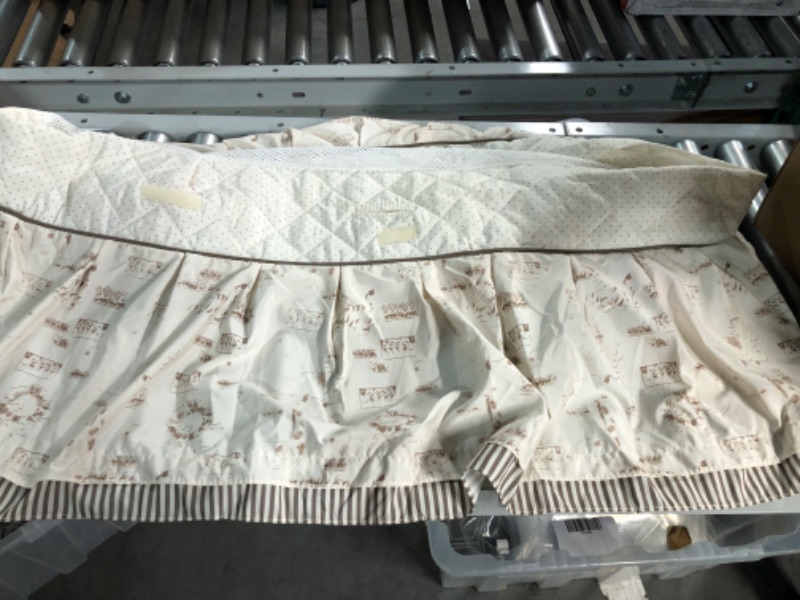 Photo 1 of Delta Children Deluxe Sweet Beginnings Bedside Bassinet Falling Leaves 