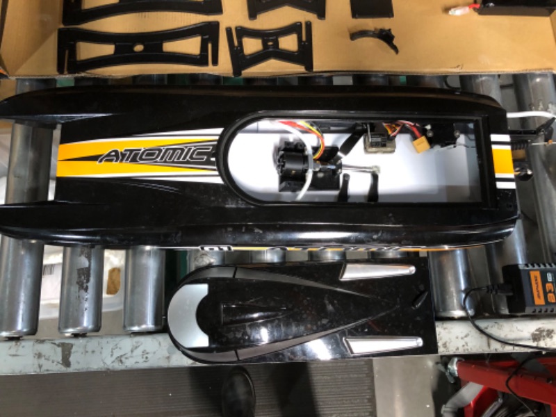 Photo 1 of **DAMAGED**VOLANTEXRC Brushless Remote Control Boat AtomicX 40MPH High-Speed Brushless RC Boat (792-6 RTR) Black
