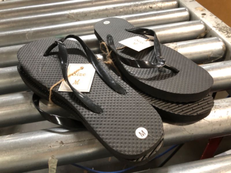 Photo 1 of (2x) Pair M Flip Flops - Black