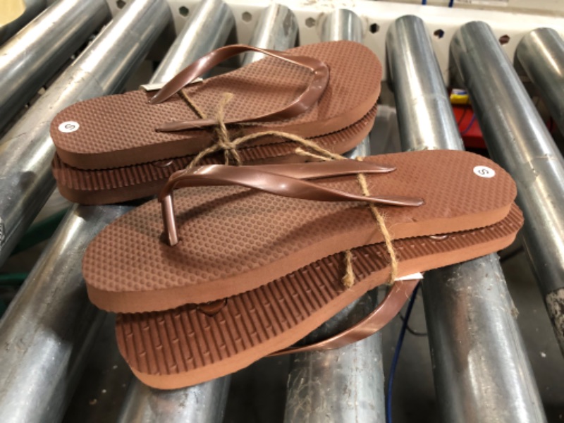 Photo 3 of (2x) Pair S Flip Flops - Brown 