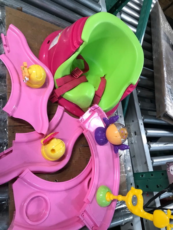 Photo 3 of *USED* *MISSING ITEM*
Summer Infant Deluxe SuperSeat®, Island Giggles, Fun Baby Seat for Sitting Up, Playtime, and Meals, Ages 4 Months to 4 Years