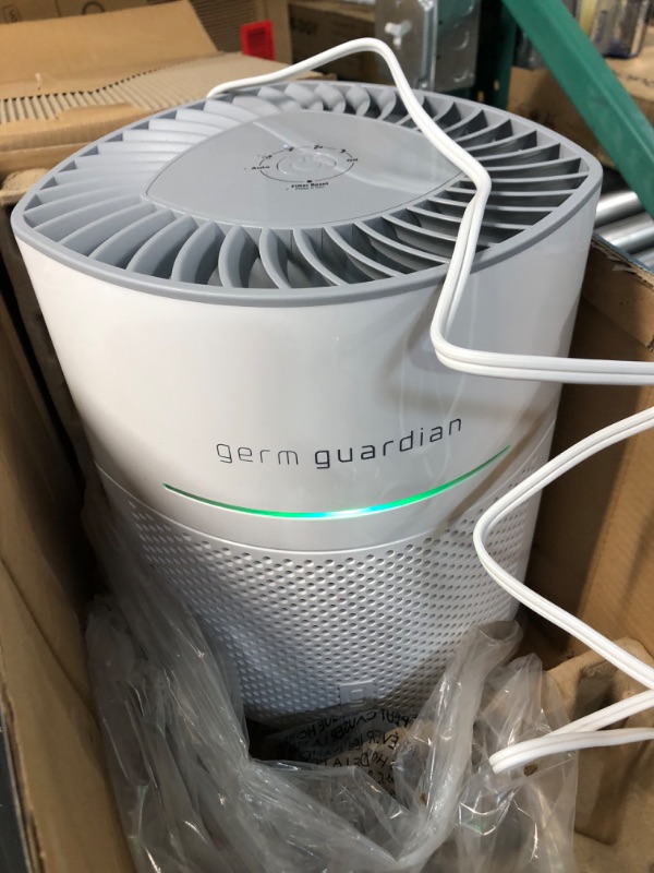 Photo 3 of * used * not functional * sold for parts * 
Germ Guardian AirSafe Intelligent Air Purifier with 360° HEPA 13 Filter, For Large Rooms over 1000 Sq. Ft.