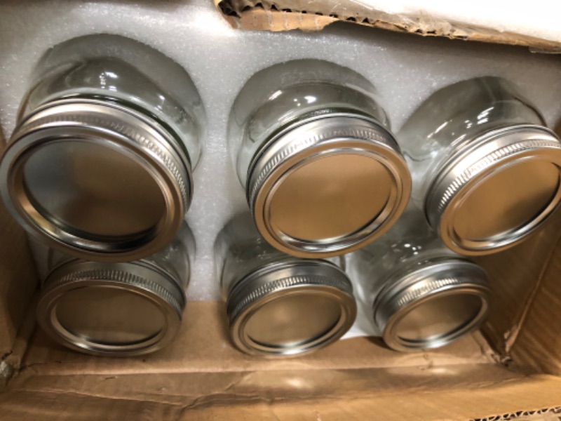 Photo 2 of *damage*
KAMOTA Mason Jars 8 oz With Regular Silver Lids and Bands,24 PACK