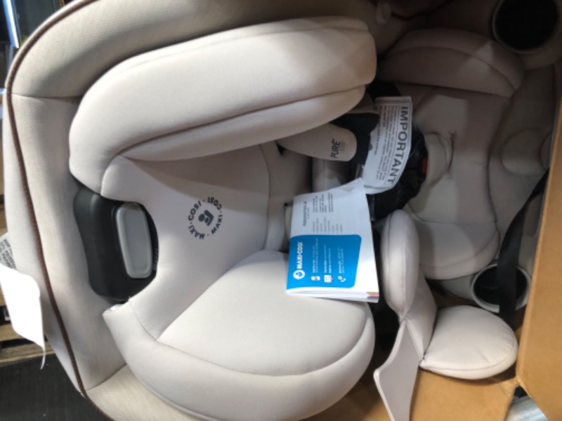 Photo 3 of *similar to stock photo*
Britax One4Life Convertible Car Seat, 10 Years of Use from 5 to 120 Pounds, Glacier Graphite (notes)