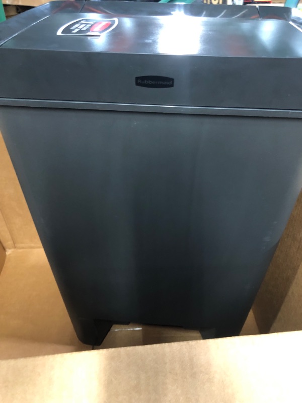 Photo 3 of *missing parts*
Rubbermaid Premier Series II Step-On Trash Can for Home and Kitchen, with Lid Lock and Slow Close, 13 Gallon, Charcoal