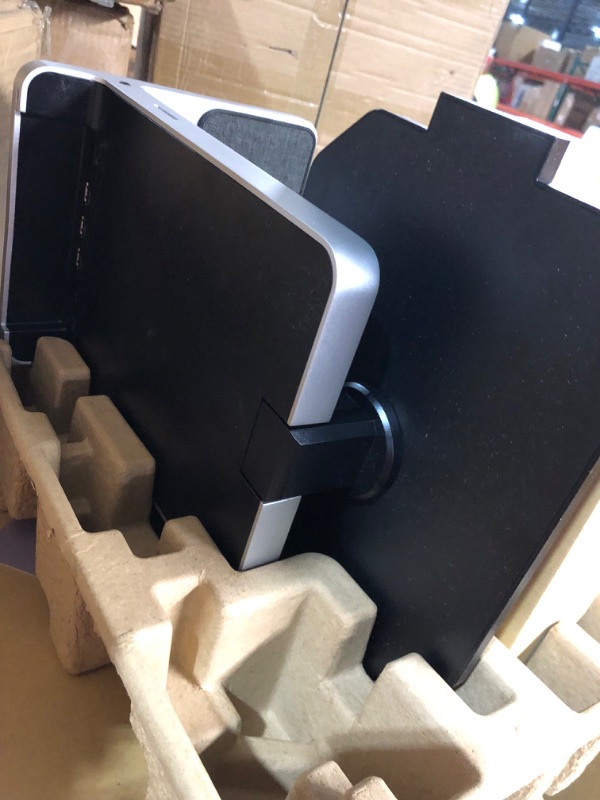 Photo 3 of Kensington iPad Docking Station - for 11" iPad Pro and 10.9" iPad Air 4 and 5 (K34031WW)