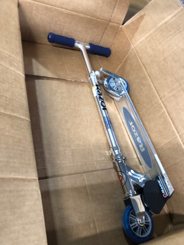 Photo 2 of *used*
Razor AW Kick Scooter for Kids – Wheelie Bar, Foldable,Lightweight, Adjustable Height, for Riders 5 Years and up, and up to 143 lbs Blue