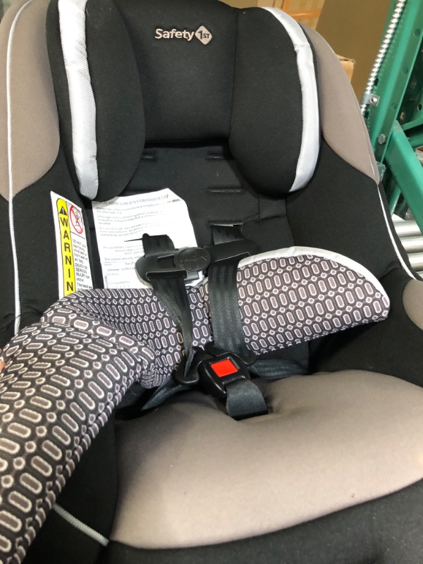 Photo 3 of *used*
Safety 1st Guide 65 Convertible Car Seat, Chambers