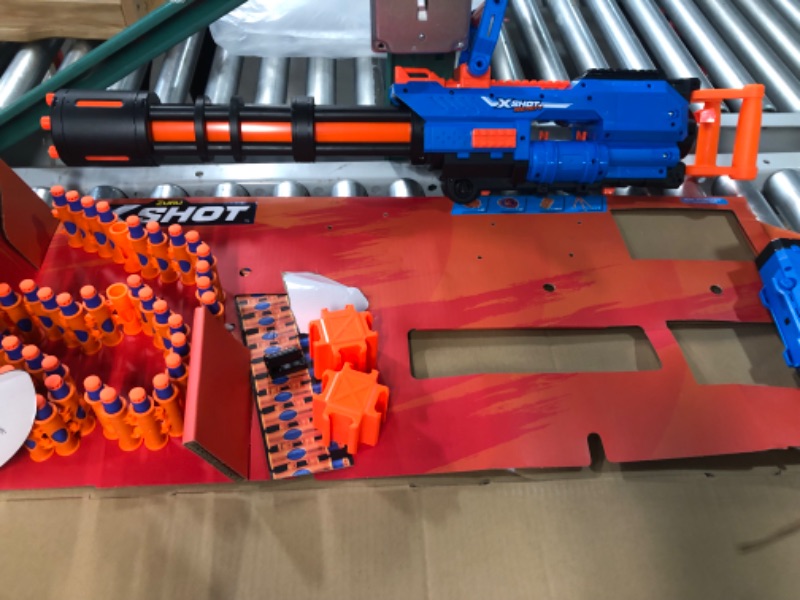 Photo 2 of X-Shot Zuru Insanity Motorized Rage Fire Gatlin Blaster
