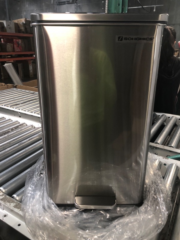 Photo 3 of **HAS SMALL DENTS** SONGMICS Kitchen Trash Can, 10.5 Gallon Garbage Can, Silver ULTB540E40