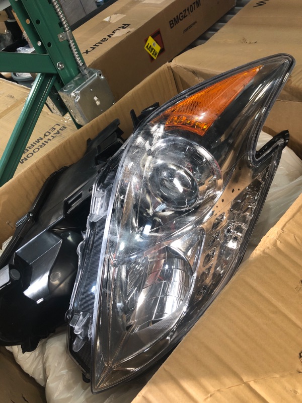 Photo 1 of LEAVAN Headlights Assembly Compatible with 2012-2015 Toyota Prius,Driver and Passenger Side(TO2519134, TO2518134) Driver & Passenger Side
