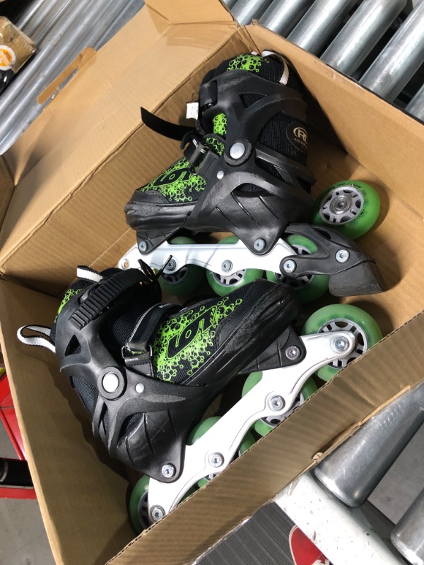 Photo 3 of ***DAMAGED - WHEEL BROKEN OFF - SEE PICTURES***
Roller Derby ION 7.2 Inline Skates with Aluminum Frames and Adjustable Sizing for Growing feet Medium (2-5)