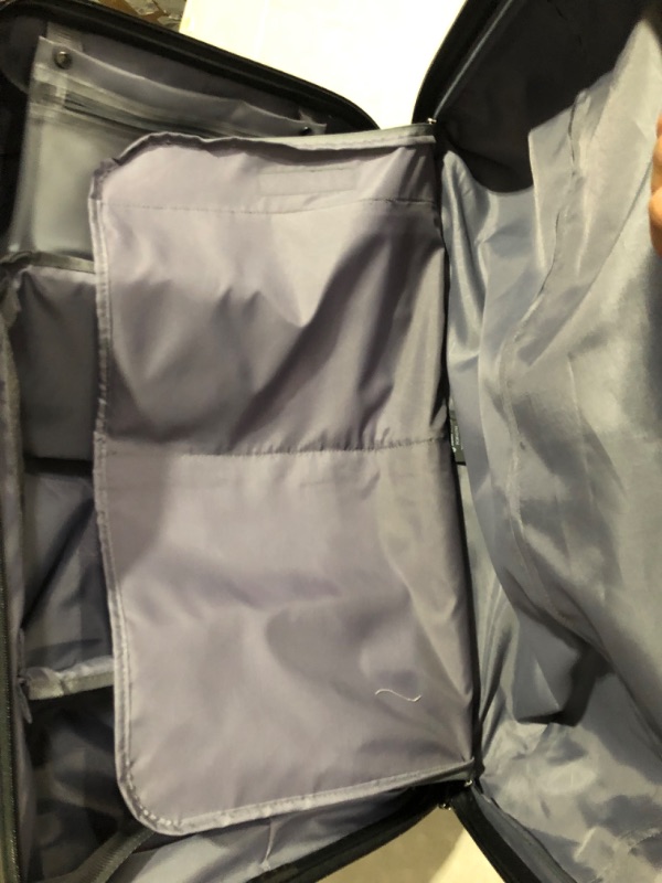 Photo 1 of ***MAJOR DAMAGE EXTENDED HANDLE BROKEN OFF***
Traveler's Choice Ultimax II 26" Medium Trunk Spinner Luggage, Matte Navy,