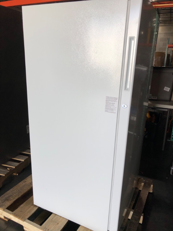 Photo 6 of 13.8 Cu. Ft. Upright Convertible Freezer White