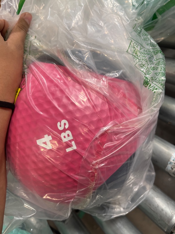 Photo 2 of  Medicine Ball 4 lb – Pink