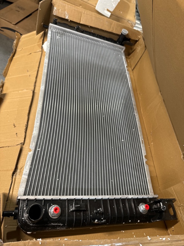 Photo 2 of DWVO 34 Inch Core Radiator Compatible with Chevy Silverado Suburban Tahoe Cadillac Avalanche Escalade GMC Yukon Sierra Hummer H2 4.3L 4.8L 5.3L 6.0L 6.2L DWRD1004