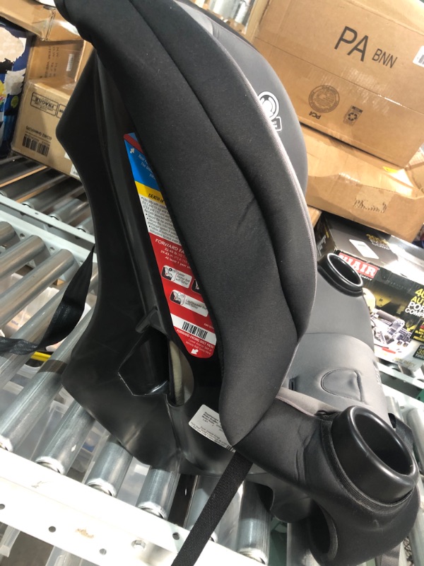 Photo 3 of Cosco Onlook 2-in-1 Convertible Car Seat