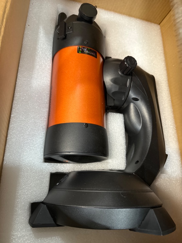 Photo 6 of Celestron - NexStar 4SE Telescope - Computerized Telescope for Beginners and Advanced Users -