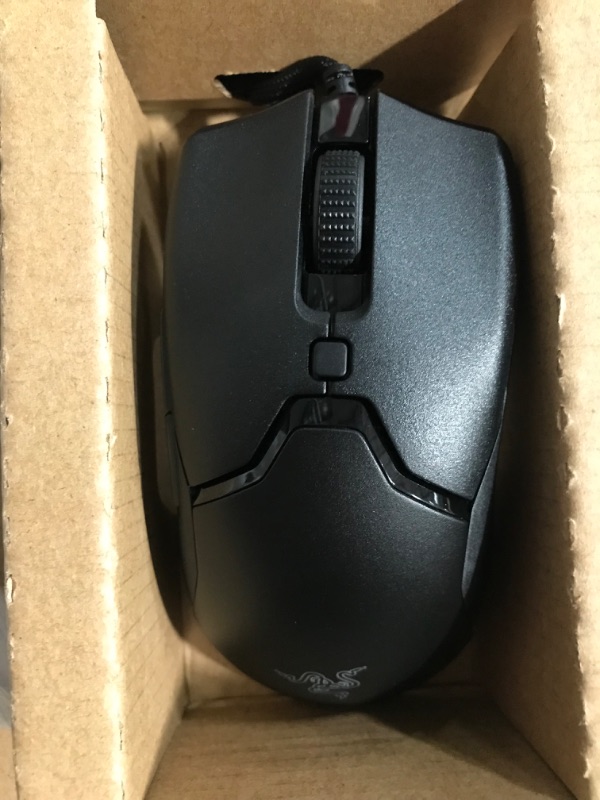 Photo 3 of Razer Viper Mini Ultralight Gaming Mouse