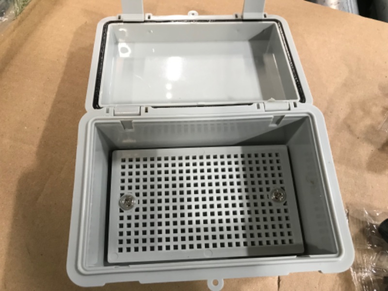 Photo 3 of * used * 
Waterproof Outdoor Project ABS Plastic Junction Box