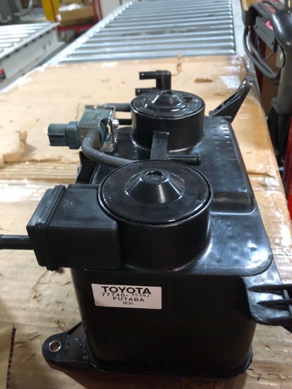 Photo 1 of Dorman 911-658 Vapor Canister Compatible with Select Toyota Models