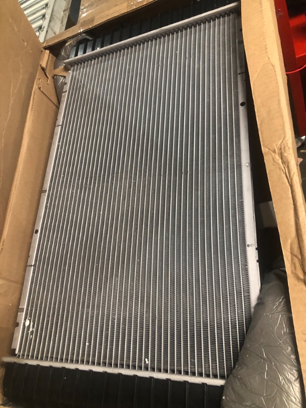 Photo 3 of ACDelco GM Genuine Parts 21499 Radiator