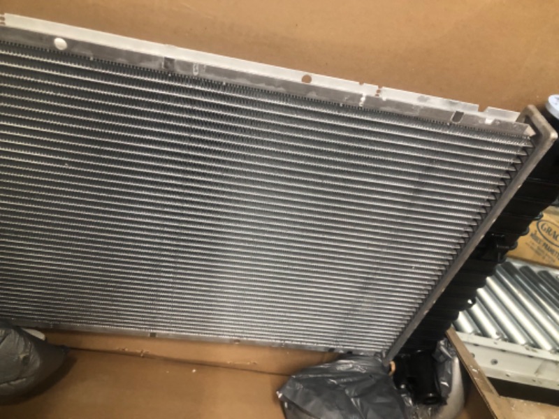 Photo 4 of ACDelco GM Genuine Parts 21499 Radiator