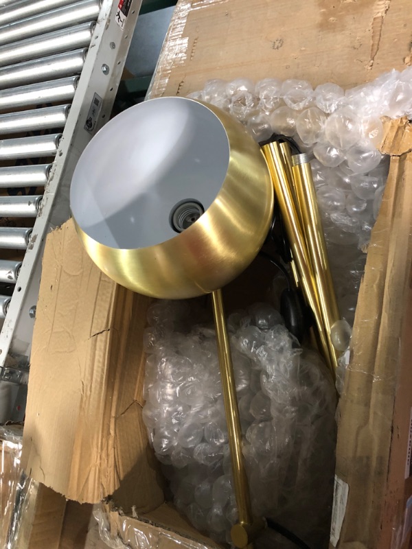 Photo 3 of **NON REFUNDABLE NO RETURNS SOLD AS IS
**PARTS ONLY**HARDWARE STRIPPED FROM BASE*Globe Electric 12915 60" Floor Lamp, Gold