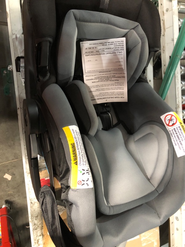 Photo 4 of Baby Trend Secure-Lift 35 Infant Car Seat, Dash Black