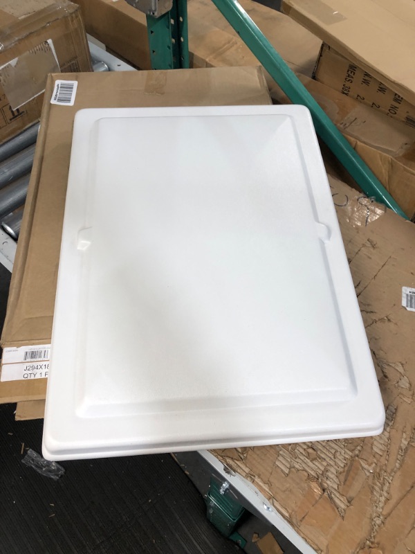 Photo 3 of Heng's J294X18WH White Exit Vent Lid