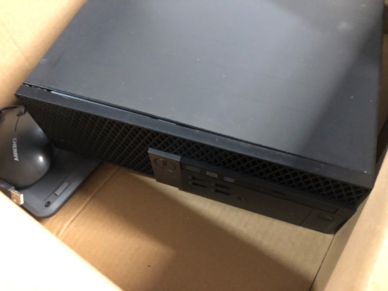 Photo 1 of Dell OptiPlex 7040 Small Form Factor PC, Intel Quad Core i7-6700 up to 4.0GHz, 16G DDR4, 512G SSD, Windows 10 Pro 64 Bit-Multi-Language Supports English/Spanish/French (Renewed)