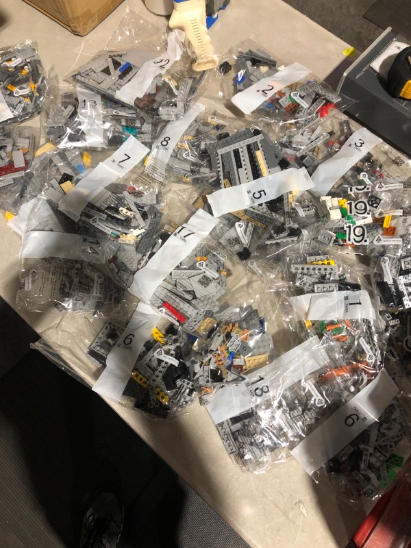 Photo 7 of * outer box damaged * * please see all images * 
LEGO Star Wars The Razor Crest 75331 Building Set for Adults (6,186 Pieces)