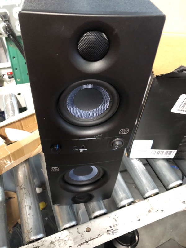 Photo 4 of PreSonus Eris 3.5 Gen 2 — 3.5-inch Powered Desktop Speakers