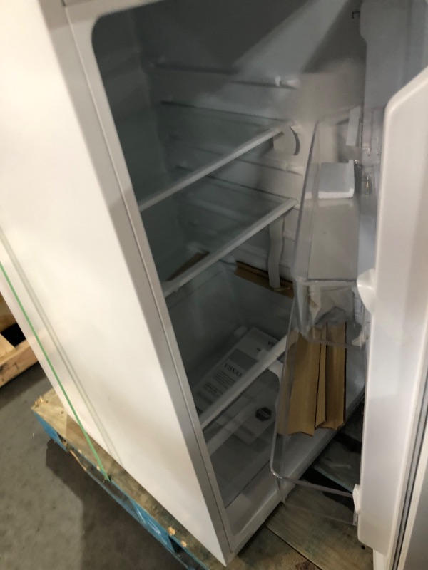 Photo 3 of [READ NOTES]
Vissani 10.1 cu. ft. Top Freezer Refrigerator in White