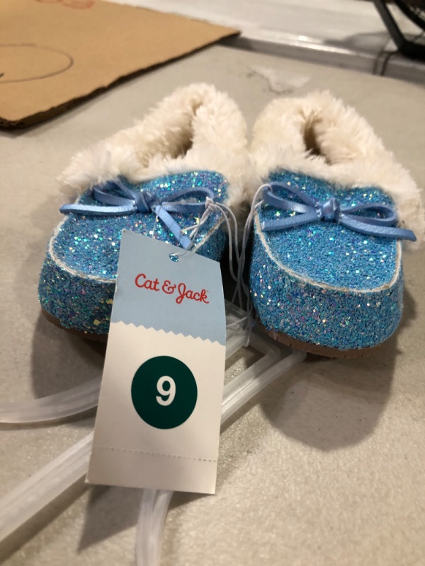 Photo 2 of Cat & Jack Glittery Fuzz Shoes with Bowties (Kid's Size 9)