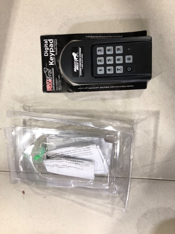 Photo 2 of Mighty Mule Wireless Digital Keypad (FM137) **NOT TESTED** *MISSING BATTERY COVER*