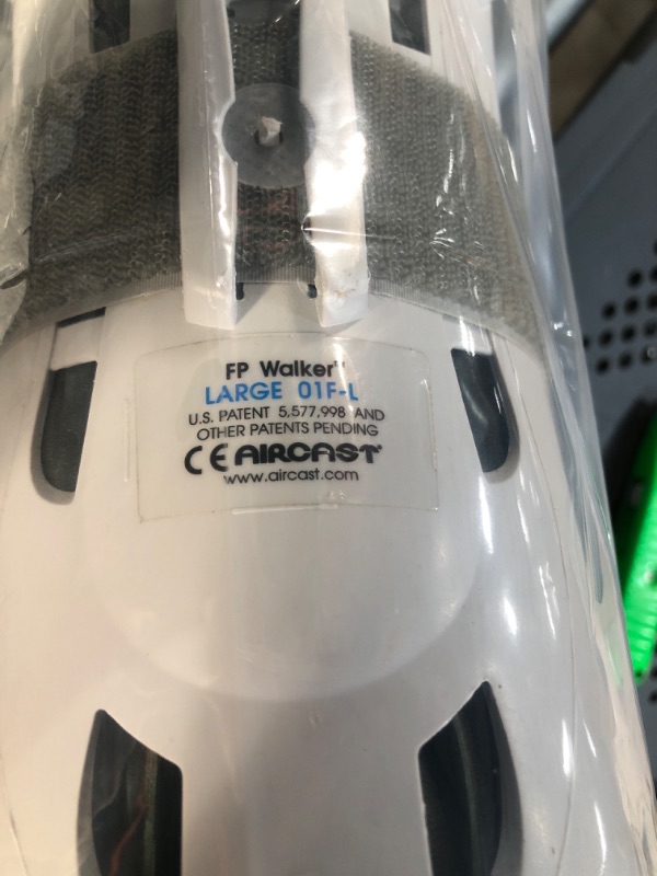 Photo 1 of USED Aircast FP (Foam Pneumatic) Walker Brace/Walking Boot Large